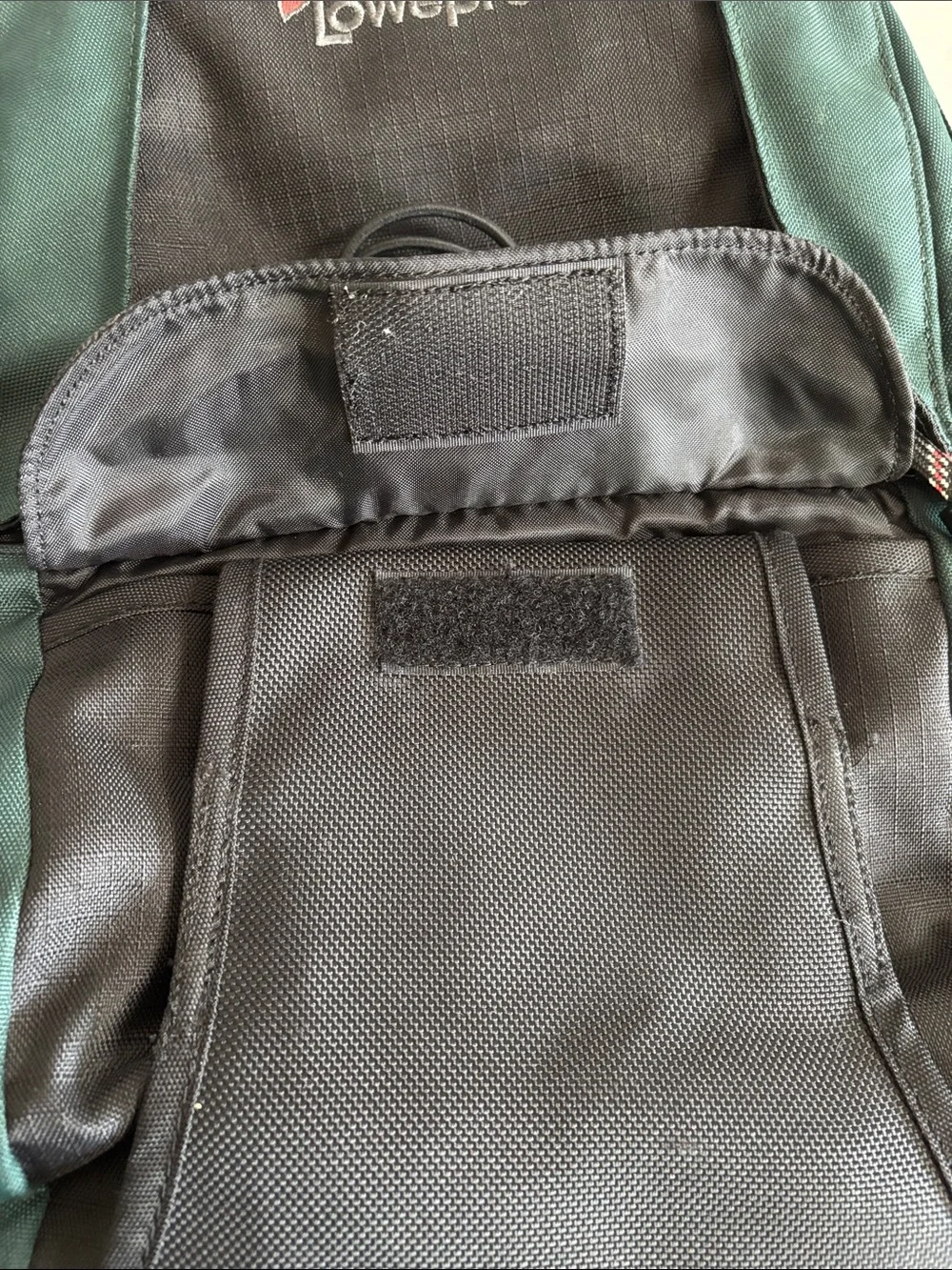 Lowepro Mini Trekker Camera Backpack Padded DSLR SLR Equipment Bag Green & Black